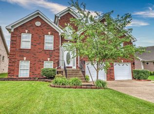 6931 Catalpa Springs Dr, Louisville, KY 40228