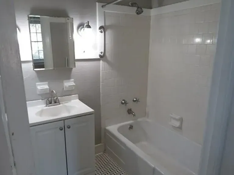 640 Plymouth St — Photo 15