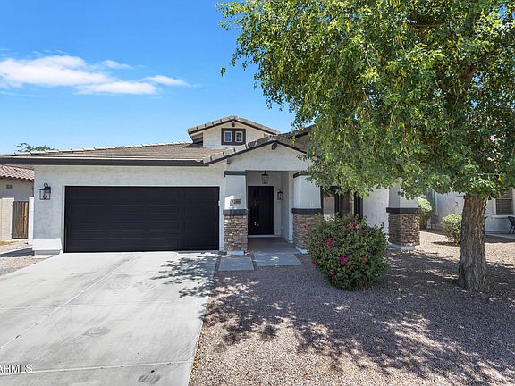 4th image of 3746 E VALLEJO Drive