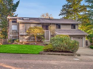 17202 NE 34th St, Redmond, WA 98052