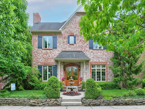 7607 W Stonegate Dr, Zionsville, IN 46077