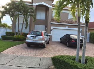5762 SW 165th Ct, Miami, FL 33193