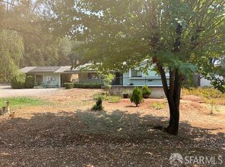 19481 Rambling Oak Dr, Redding, CA 96003