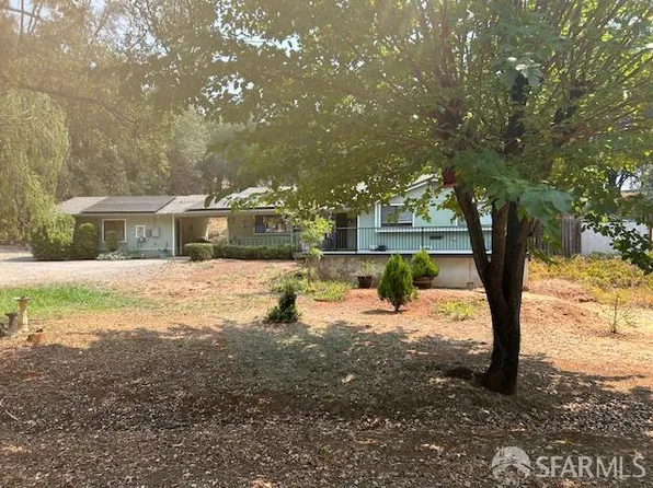 19481 Rambling Oak Dr, Redding, CA 96003