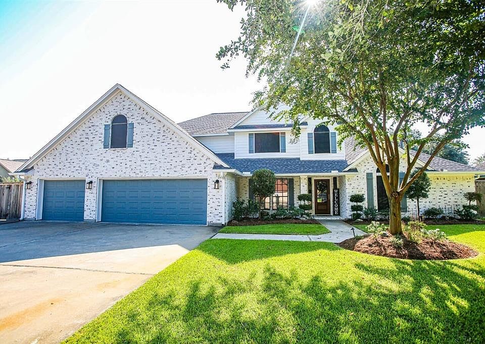 1st image of 808 Heritage Oaks Dr