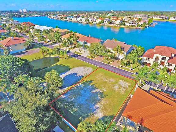 2nd image of Kipps Colony Dr E