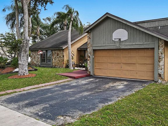 3rd image of 5160 NW 85th Avenue