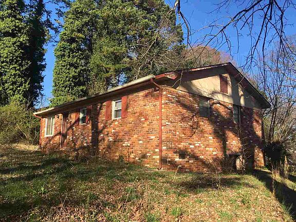 2nd image of 141 Leawood Dr
