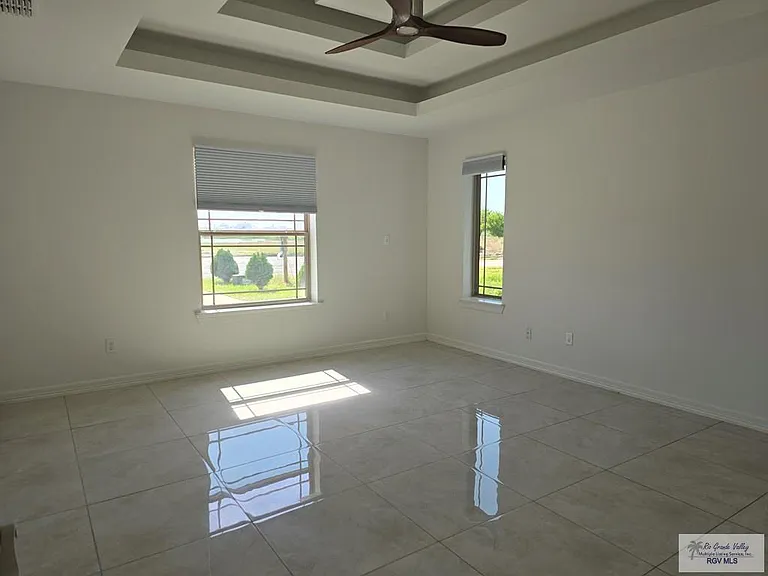 6802 Bonham Rd — Photo 11