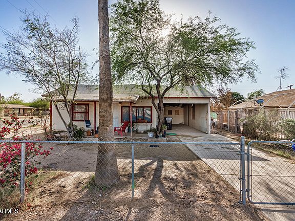 2nd image of 1438 S 112TH Avenue