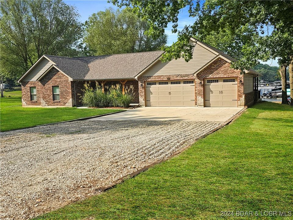 1st image of 249 Sparkling Water Cir