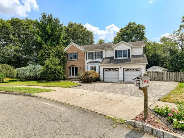 138 S Moetz Dr, Milltown, NJ 08850
