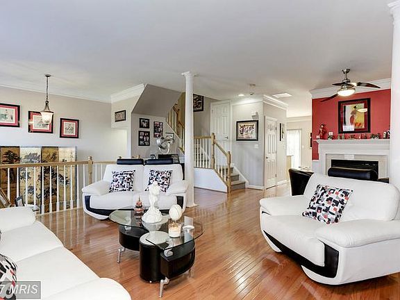 4th image of 3784 Elmwood Towne Way