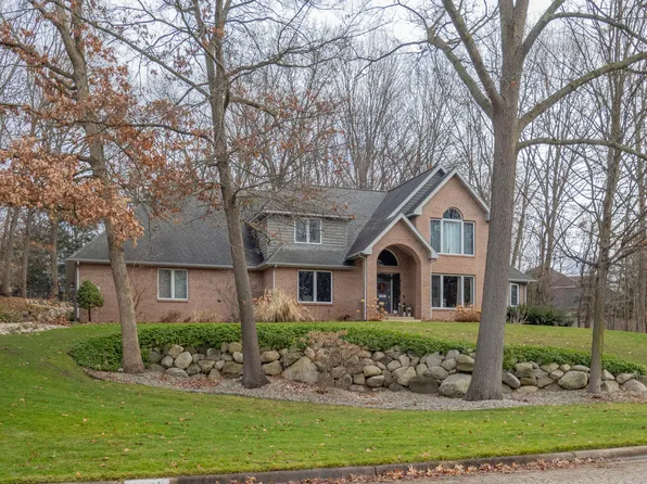 6430 Breckenridge Dr, Kalamazoo, MI 49009