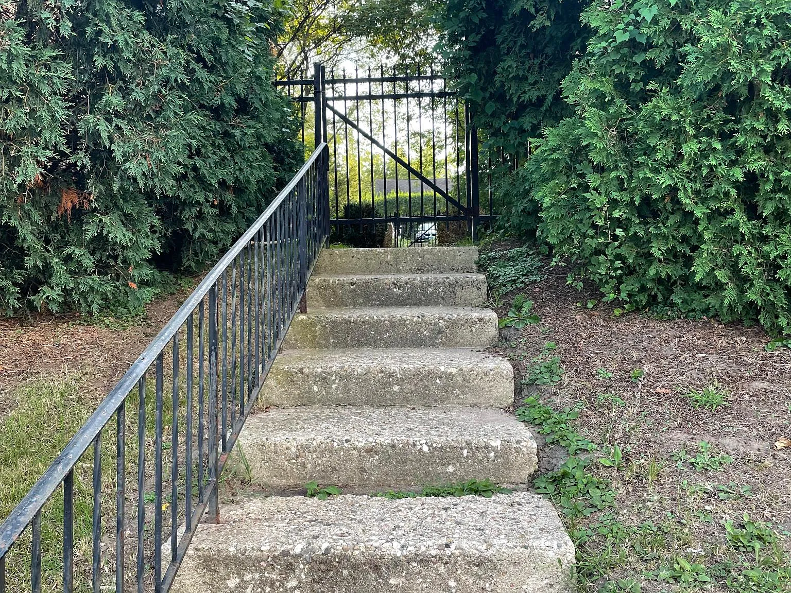 2 bed, 875 sqft, $1,375 — Photo 4
