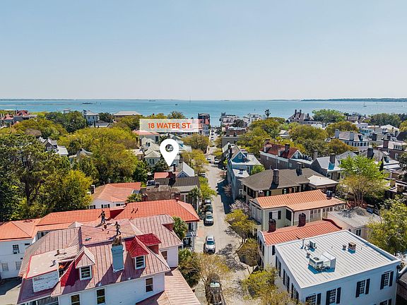 4th image of 18 Water St