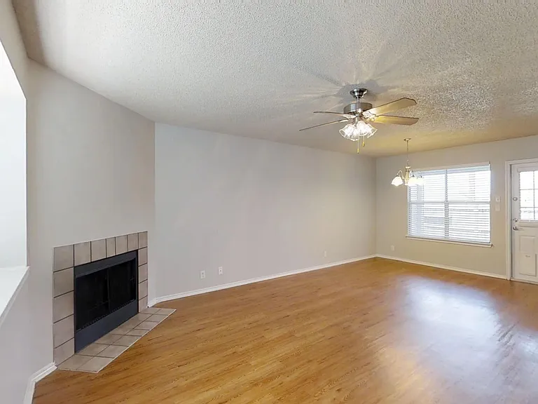 Country View Apartments — Photo 56