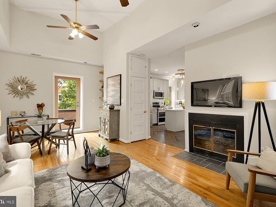 1st image of 1935 17th St NW APT 5