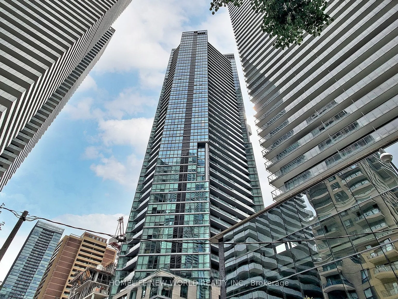 2 bed, $2,600 — Photo 2