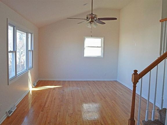 2nd image of 6638 Montana Ave
