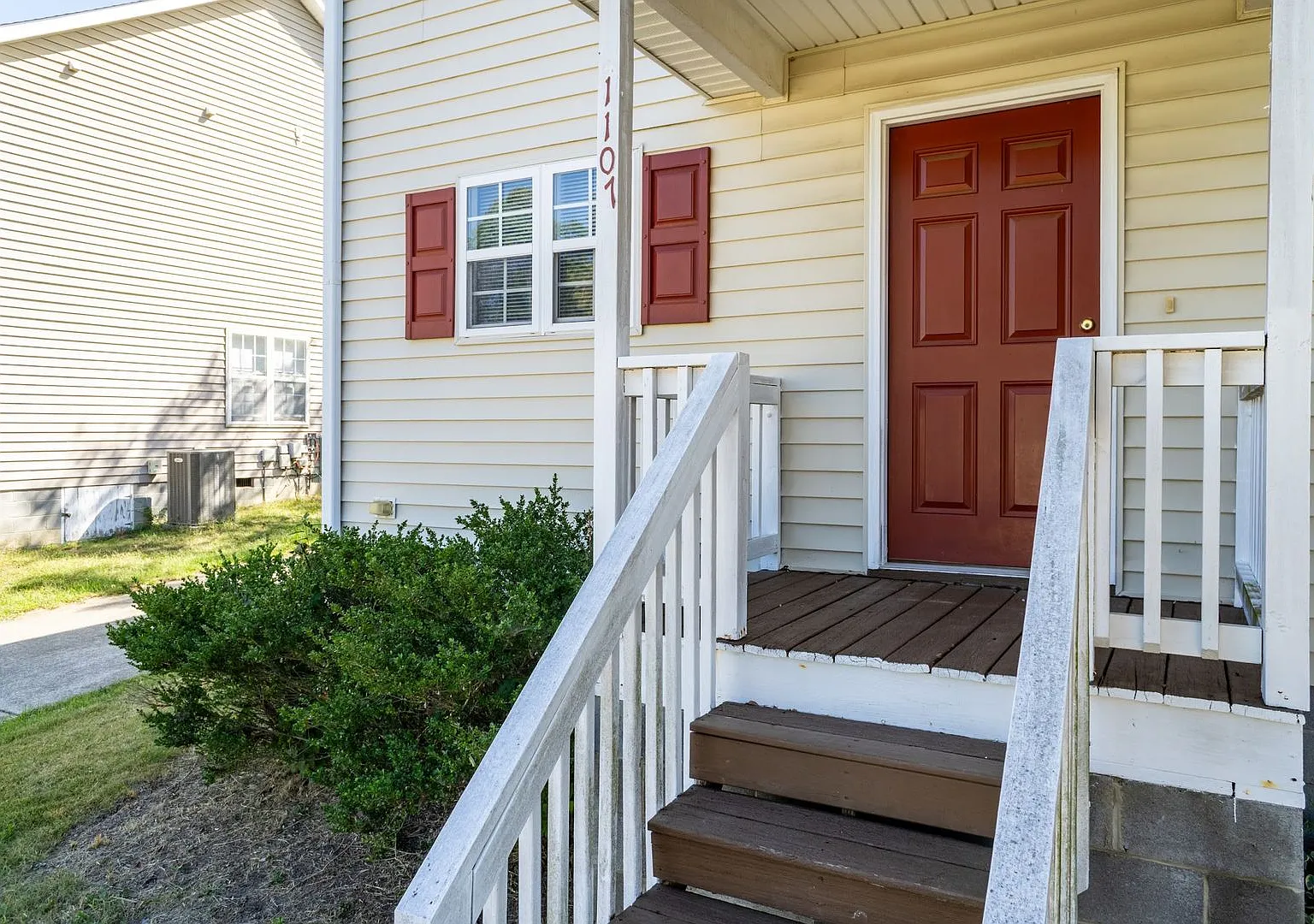 Three Bedroom Home! — Photo 3