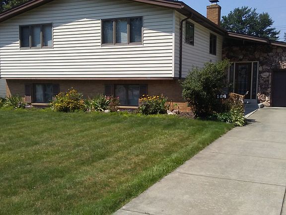 2nd image of 166 Sherbrooke Ave