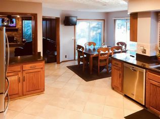 636 N 147th Ave, Omaha, NE 68154