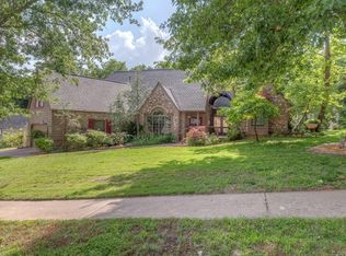 701 E Yuma Dr S, Broken Arrow, OK 74011