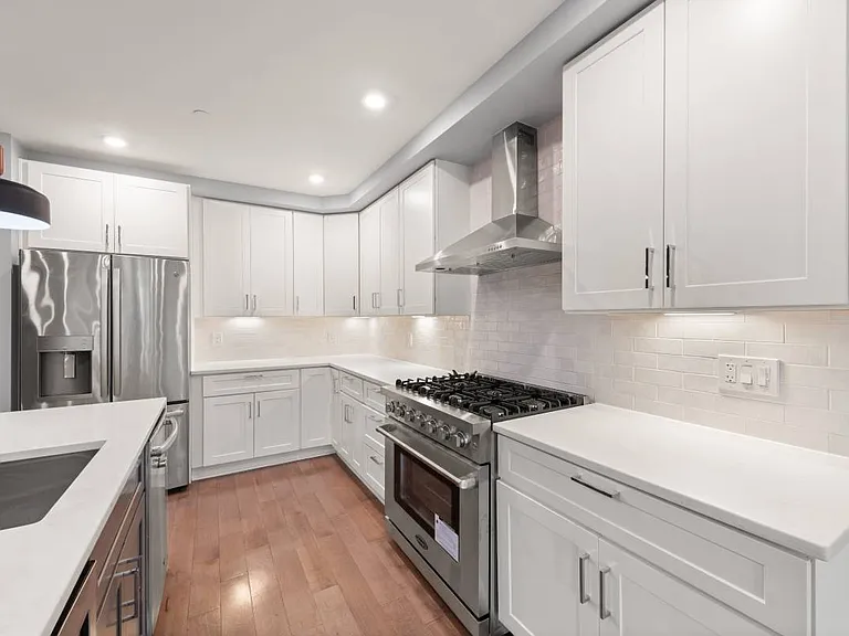 1609 Holbrook St NE #2 — Photo 16