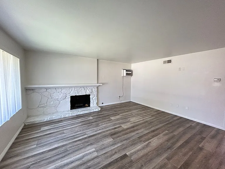 141 N Fonda St — Photo 3