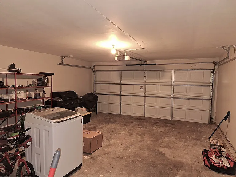 316 N Heights Dr — Photo 14