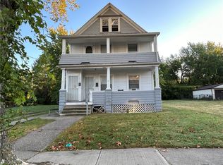 897 Stevenson Rd, Cleveland, OH 44110