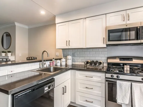 3700 Sepulveda Apartments