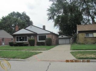 31211 Fernwood St, Westland, MI 48186