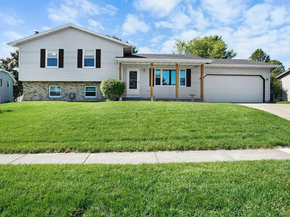 1409 Felland St, Stoughton, WI 53589