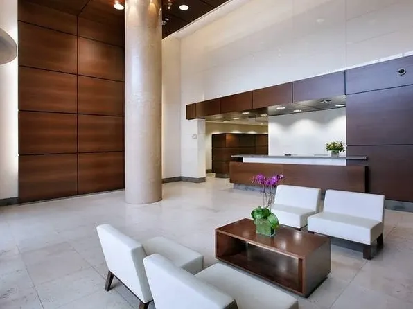 306 Gold Street image 8 of 14