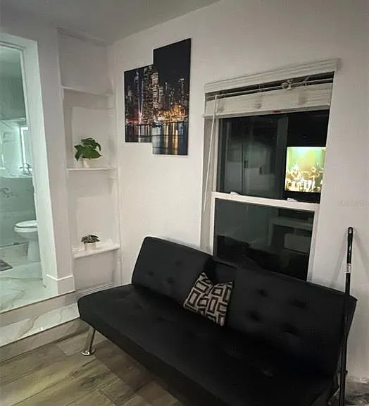 2302 Rochelle Ave #1 — Photo 8