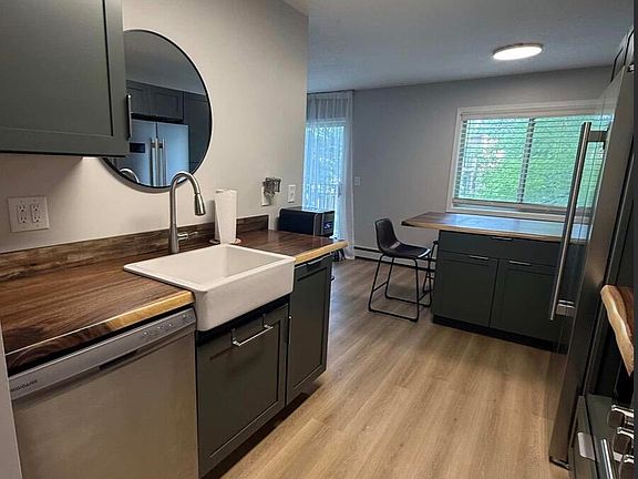 5th image of 1814 22nd Ave S APT 314
