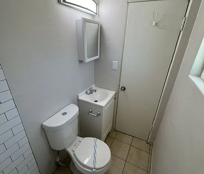 1405 W Clarendon Ave #2 — Photo 16