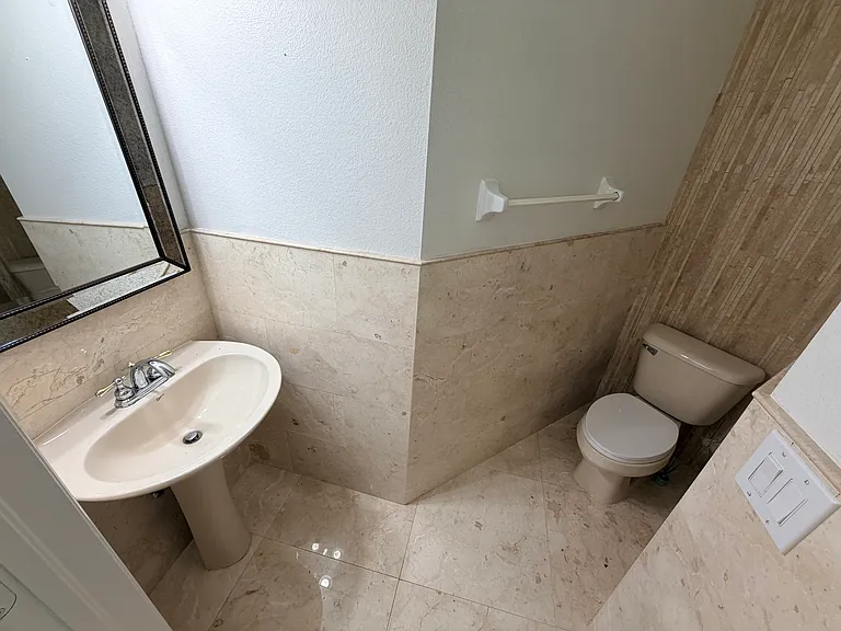 6608 Newport Palms Ct — Photo 10