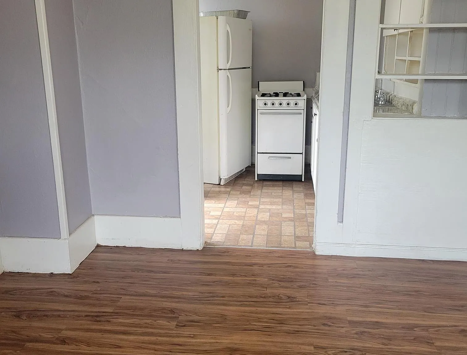 Studio, 550 sqft, $1,350 — Photo 3