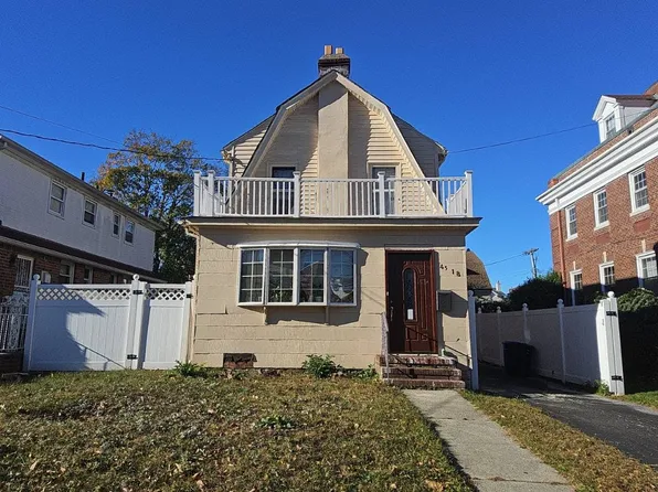 4518 245th St, Little Neck, NY 11362