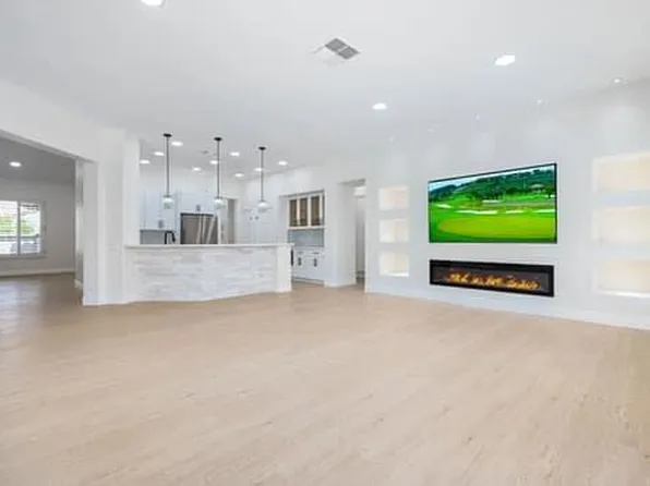78323 Sterling Ln, Palm Desert, CA 92211
