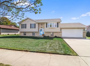 6125 W 136th Ave, Cedar Lake, IN 46303