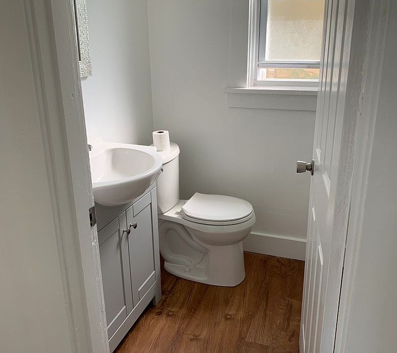 2nd image of 123 Saint Joseph St