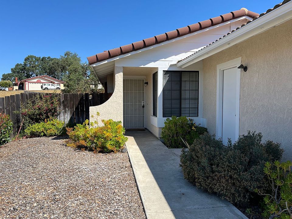 1st image of 309 Oak Meadow Ln