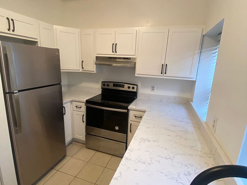 1st image of 921 Geyer Ave #Ar