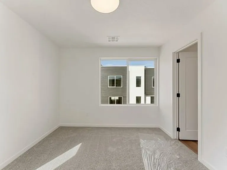 Coal Creek Townhomes — Photo 84