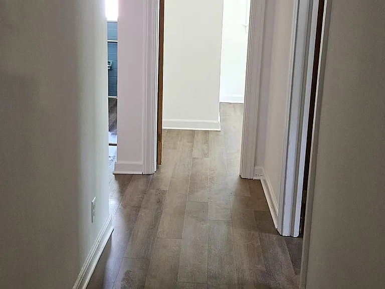 1901 Windsor Dr — Photo 12