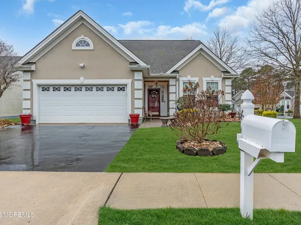 66 Stamford Drive, Jackson, NJ 08527